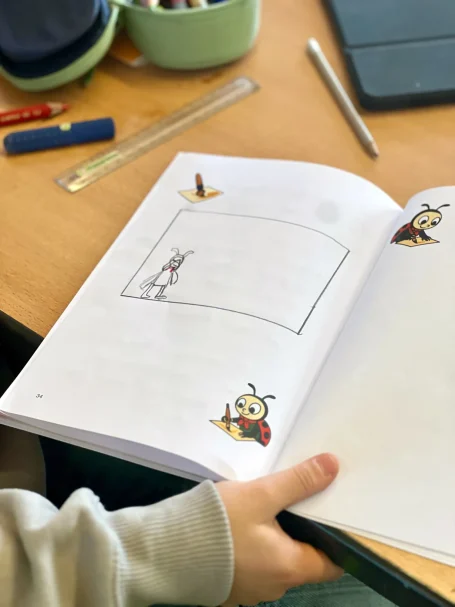 Fortsetzungsgeschichte im Buch gemalt